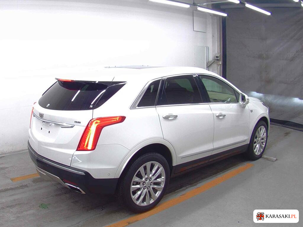 2019 Cadillac XT5 Crossover 4WD Platinum 4