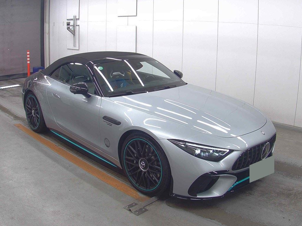 Mercedes AMG SL 2023 z aukcji japońskiej