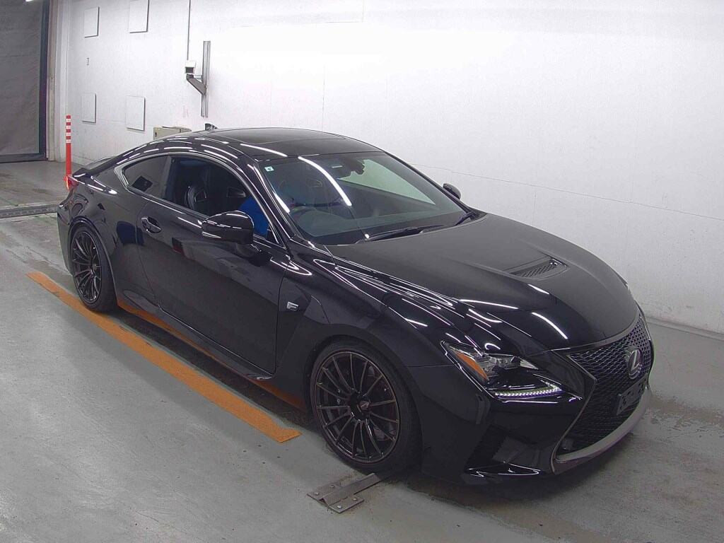 Lexus RC F 2015 z aukcji japońskiej