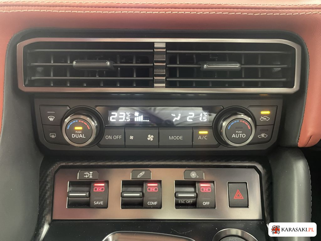 2024 Nissan GT-R 4WD Premium Edition 15