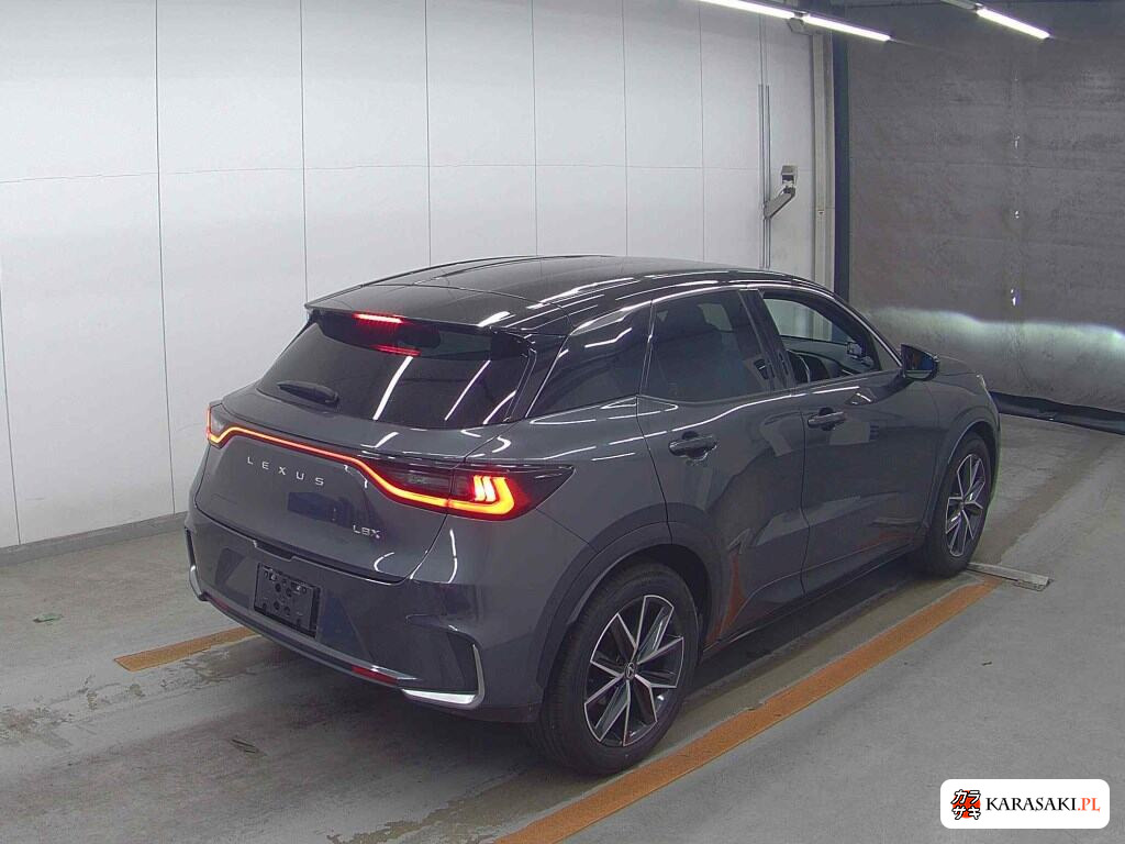 2024 Lexus LBX Cool 4
