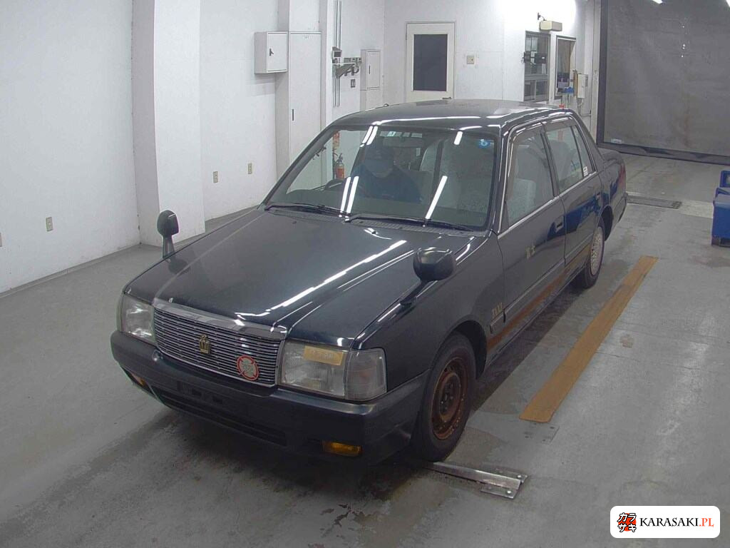 2002 Toyota Crown Comfort Standard 3