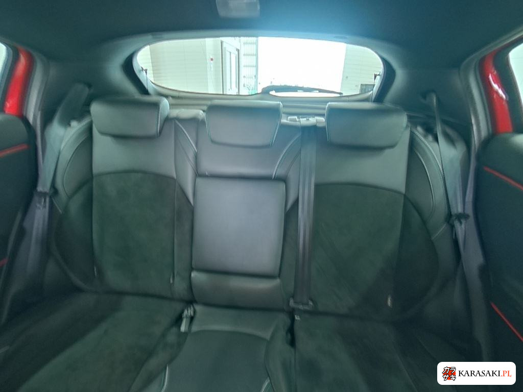 2016 Alfa Romeo Giulietta 5D Quadrifoglio Verde 6