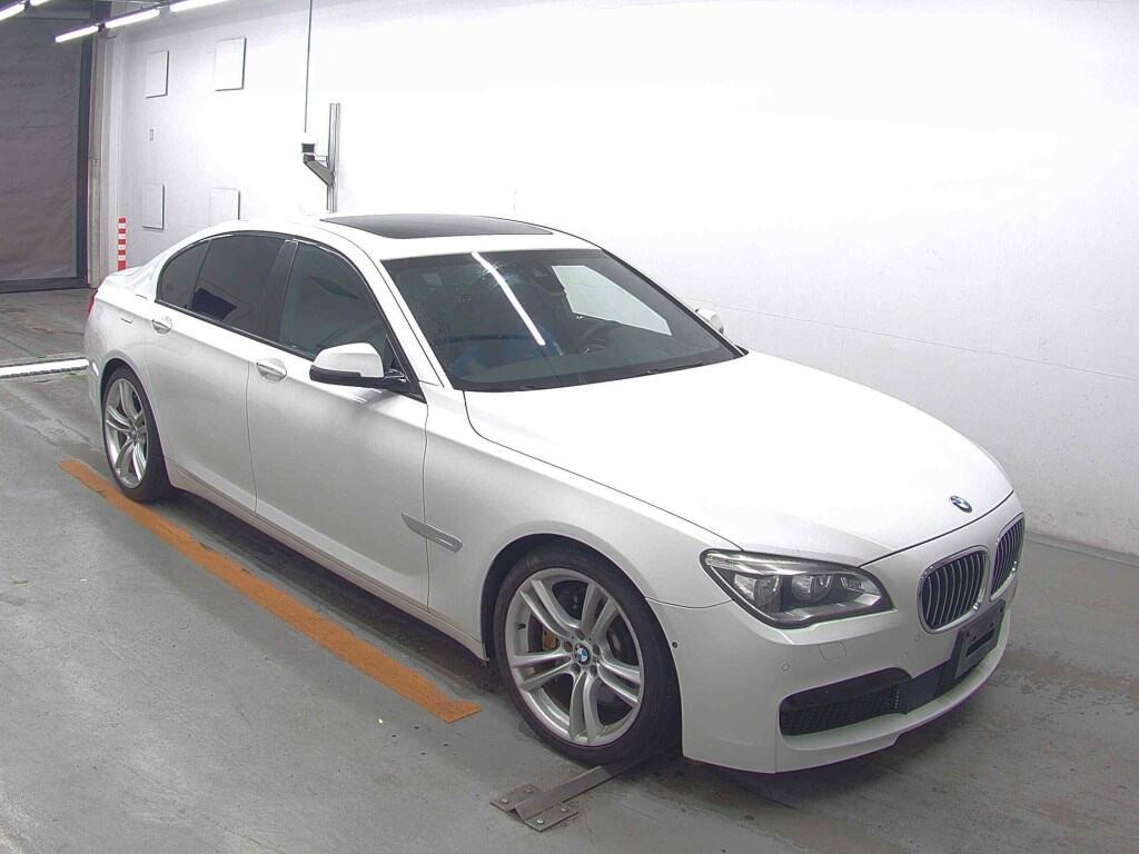 BMW 7 Series 2013 z aukcji japońskiej