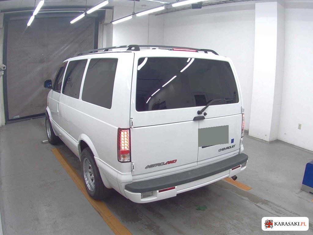 2005 Chevrolet Astro 4WD LS 2