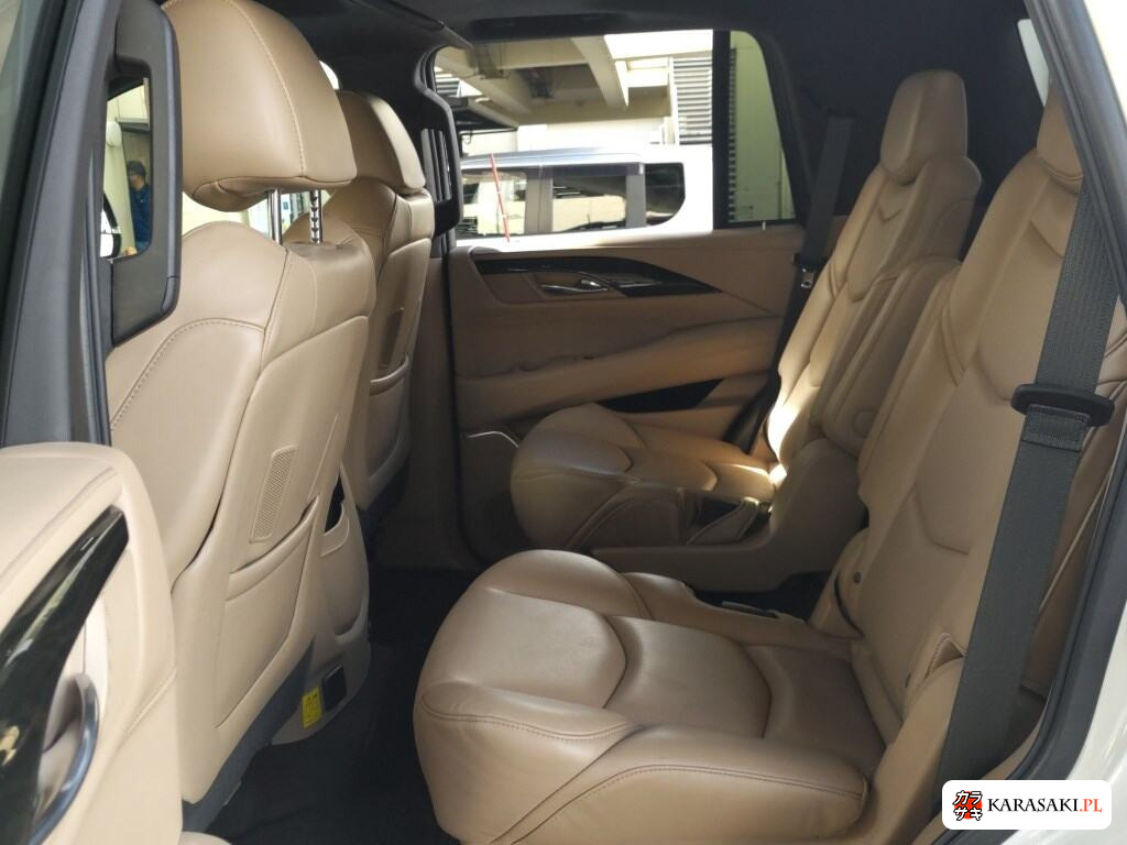 2021 Cadillac Escalade 4WD 6
