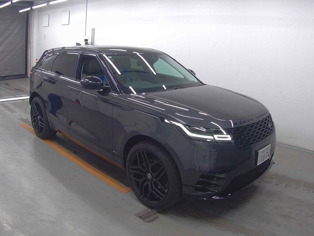 Land Rover Range Rover Velar 2018 z aukcji japońskiej