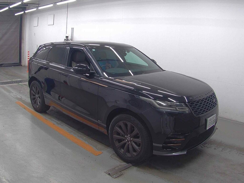 Land Rover Range Rover Velar 2017 z aukcji japońskiej