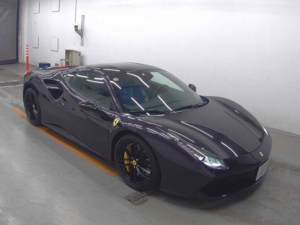 Ferrari 488 GTB 2018 z aukcji japońskiej