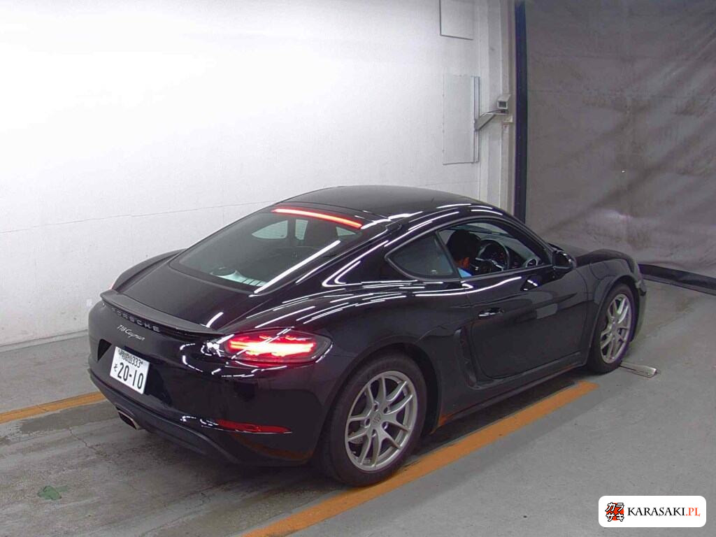 2018 Porsche 718 Cayman 4