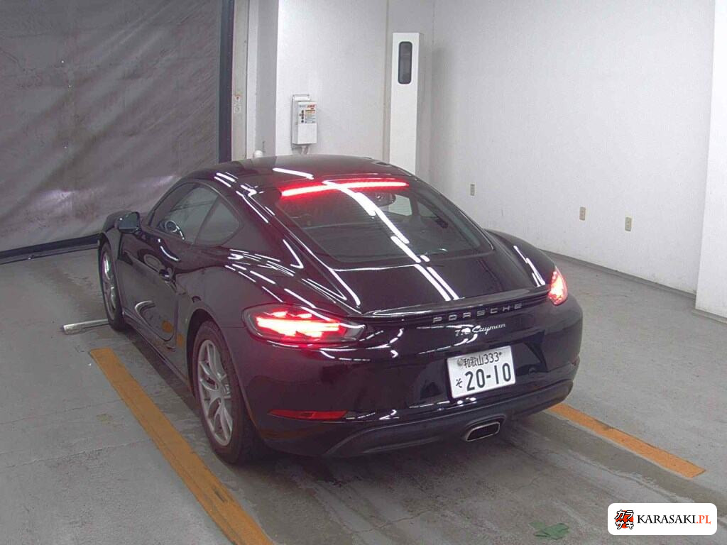 2018 Porsche 718 Cayman 2