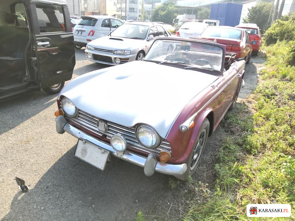 1966 Triumph TR-4 3