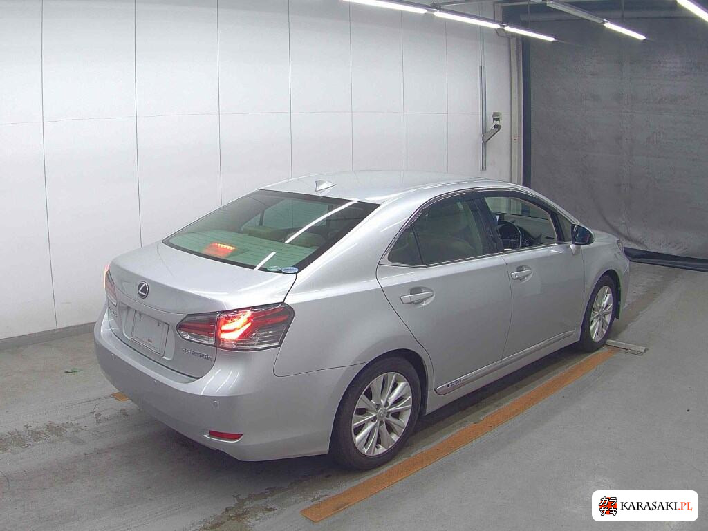 Lexus HS 2015 z aukcji japońskiej