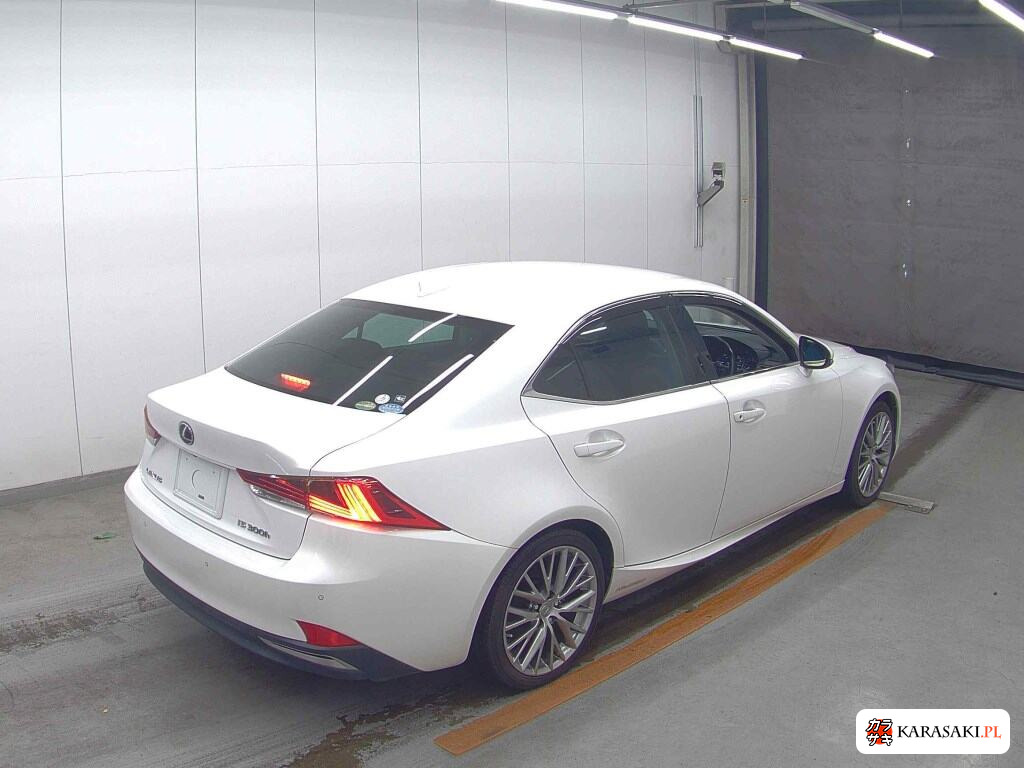 Lexus Is 2017 z aukcji japońskiej