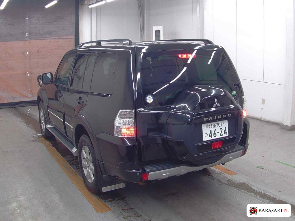 Mitsubishi Pajero 2019 z aukcji japońskiej