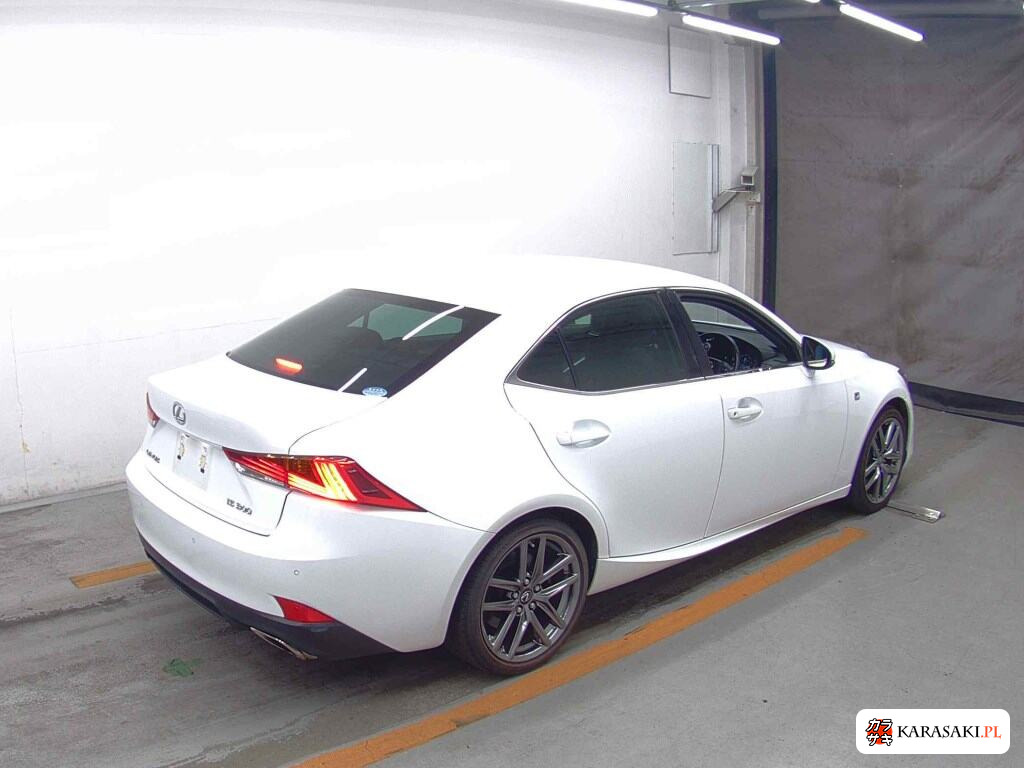 Lexus Is 2018 z aukcji japońskiej