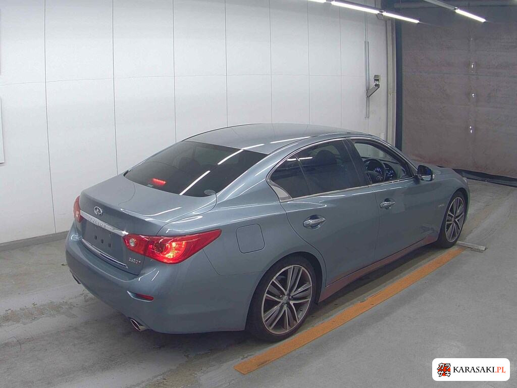 Nissan Skyline 2017 z aukcji japońskiej