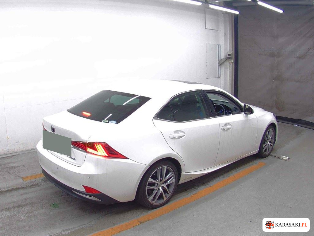 Lexus Is 2018 z aukcji japońskiej