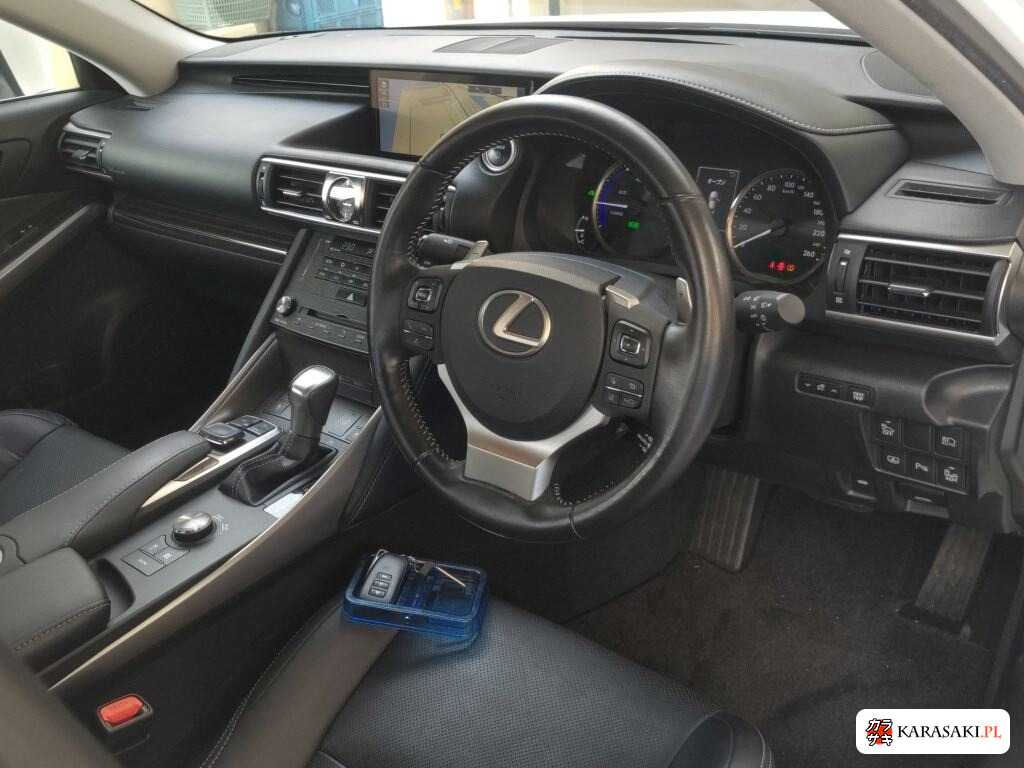 Lexus Is 2018 z aukcji japońskiej