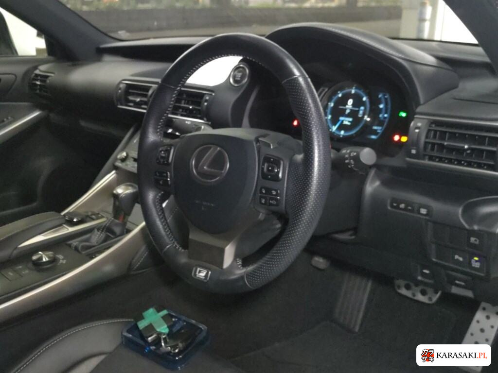 Lexus Is 2019 z aukcji japońskiej
