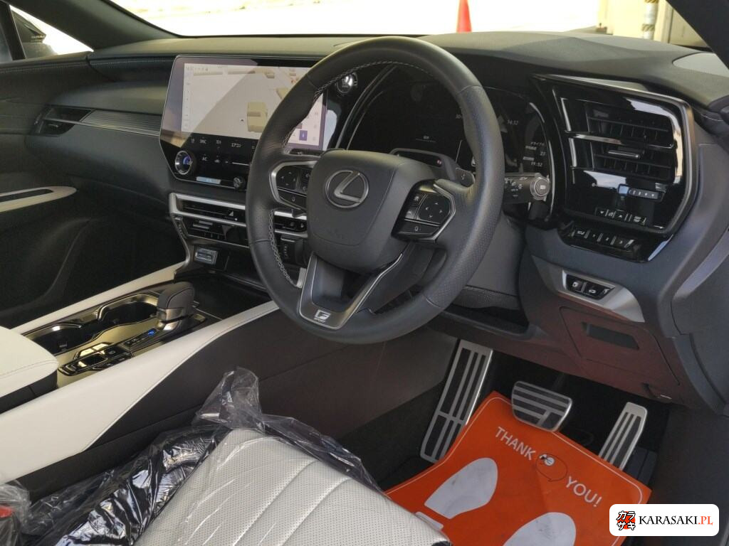 Lexus RX 2025 z aukcji japońskiej
