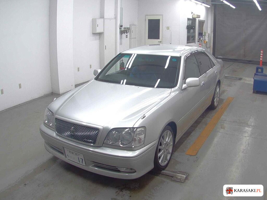 Toyota Crown 2002 z aukcji japońskiej