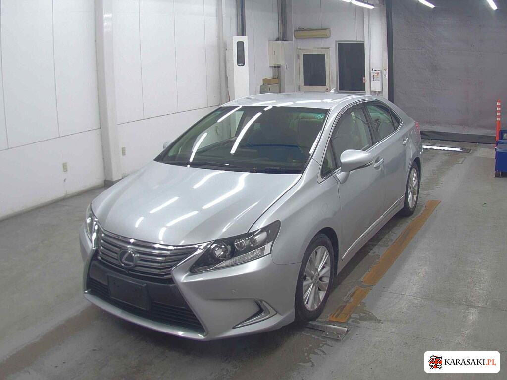 Lexus HS 2015 z aukcji japońskiej