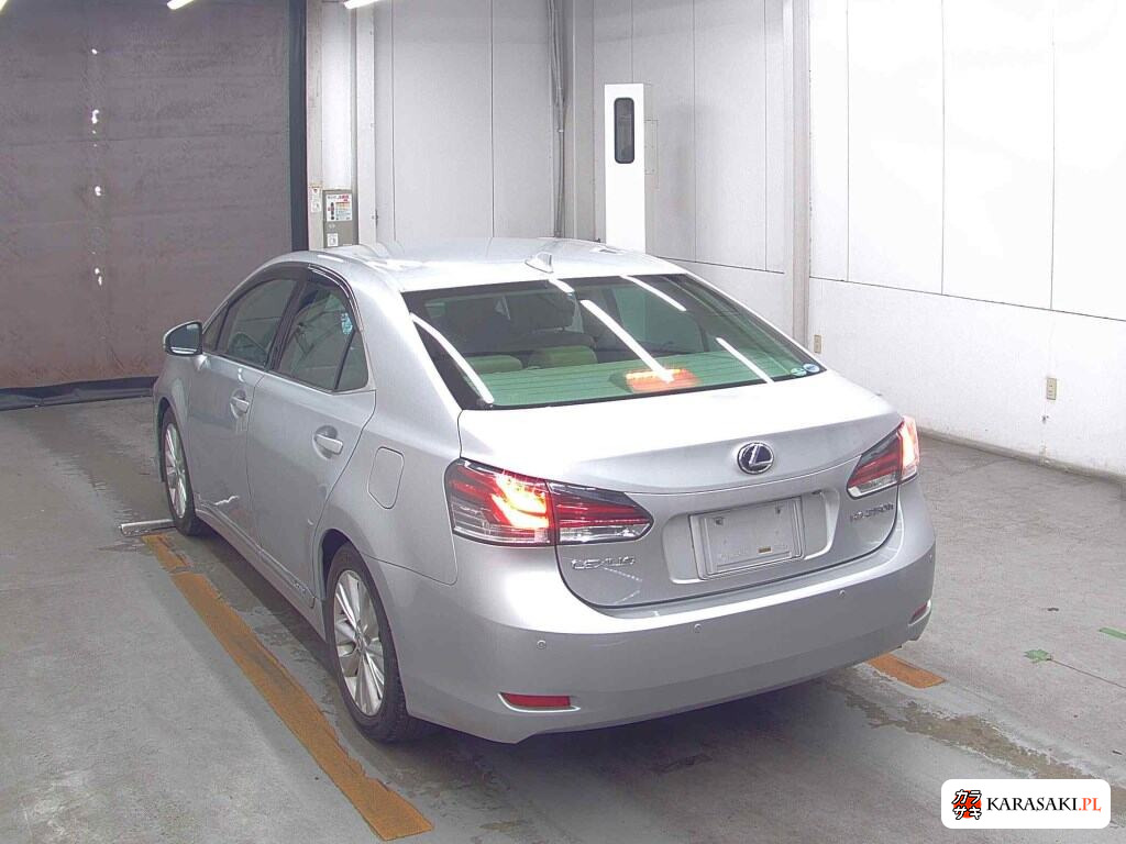 Lexus HS 2015 z aukcji japońskiej