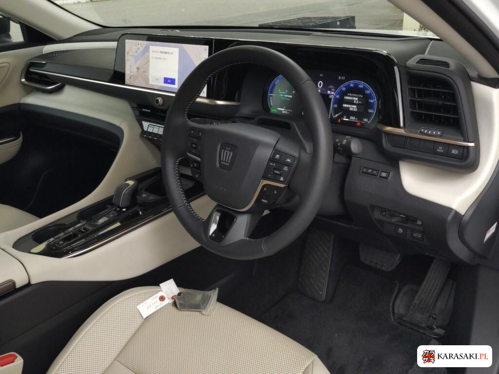 Toyota Crown Crossover 2024 z aukcji japońskiej