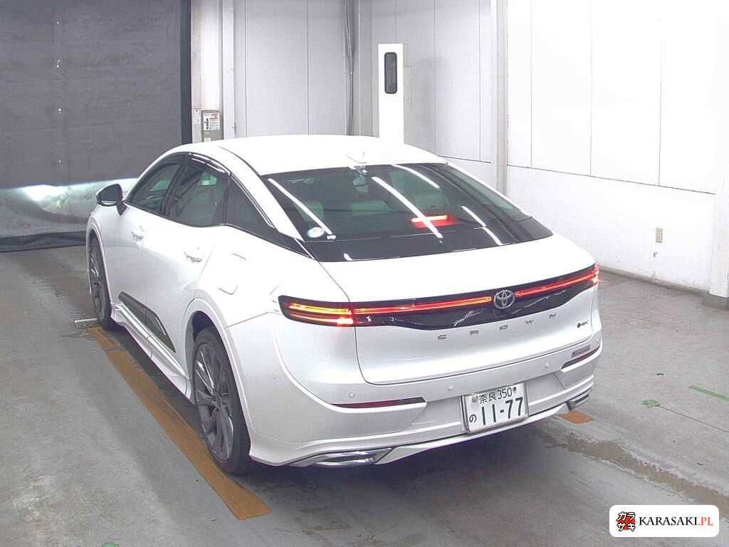 Toyota Crown Crossover 2024 z aukcji japońskiej