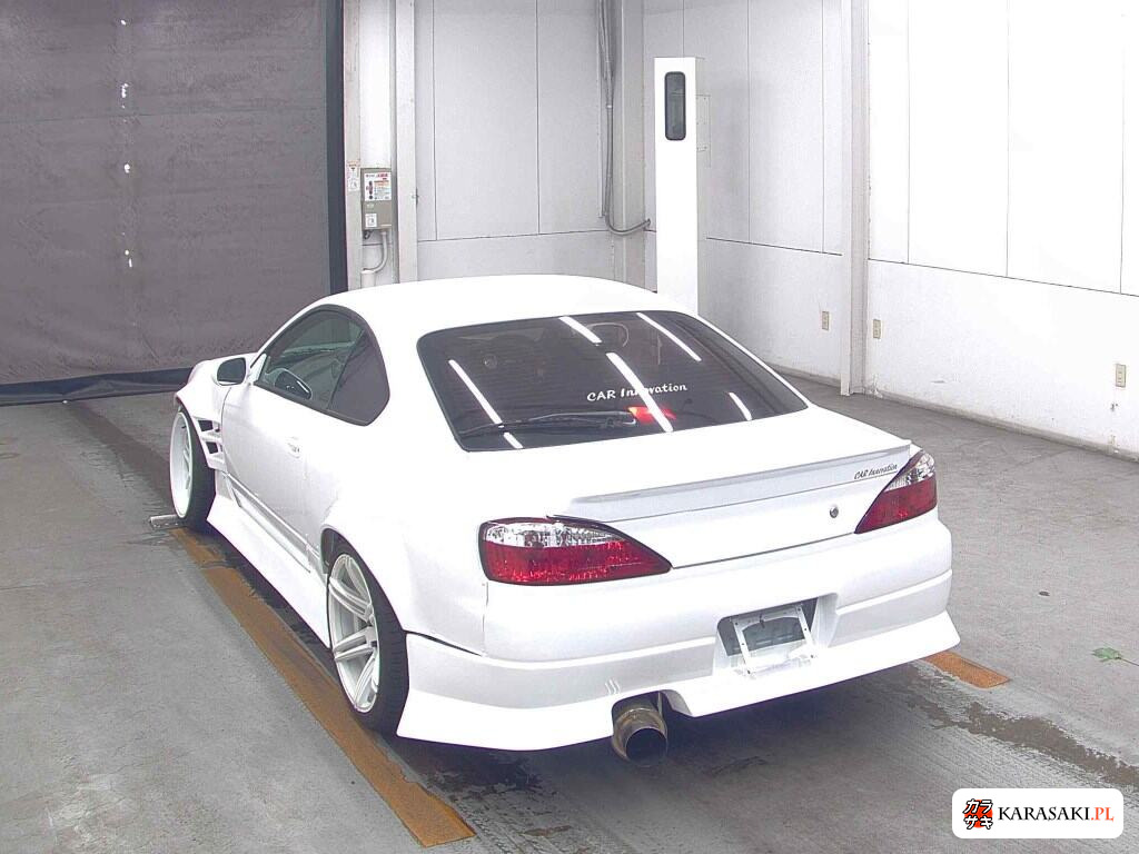 Nissan Silvia 2001 z aukcji japońskiej