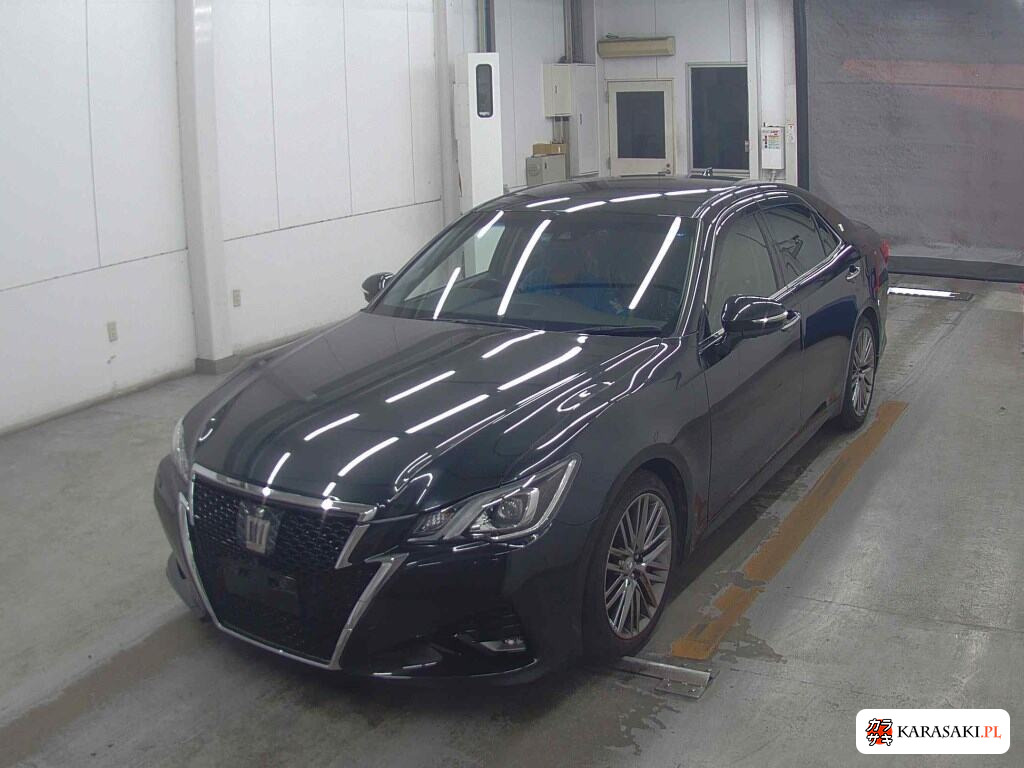 Toyota Crown 2017 z aukcji japońskiej