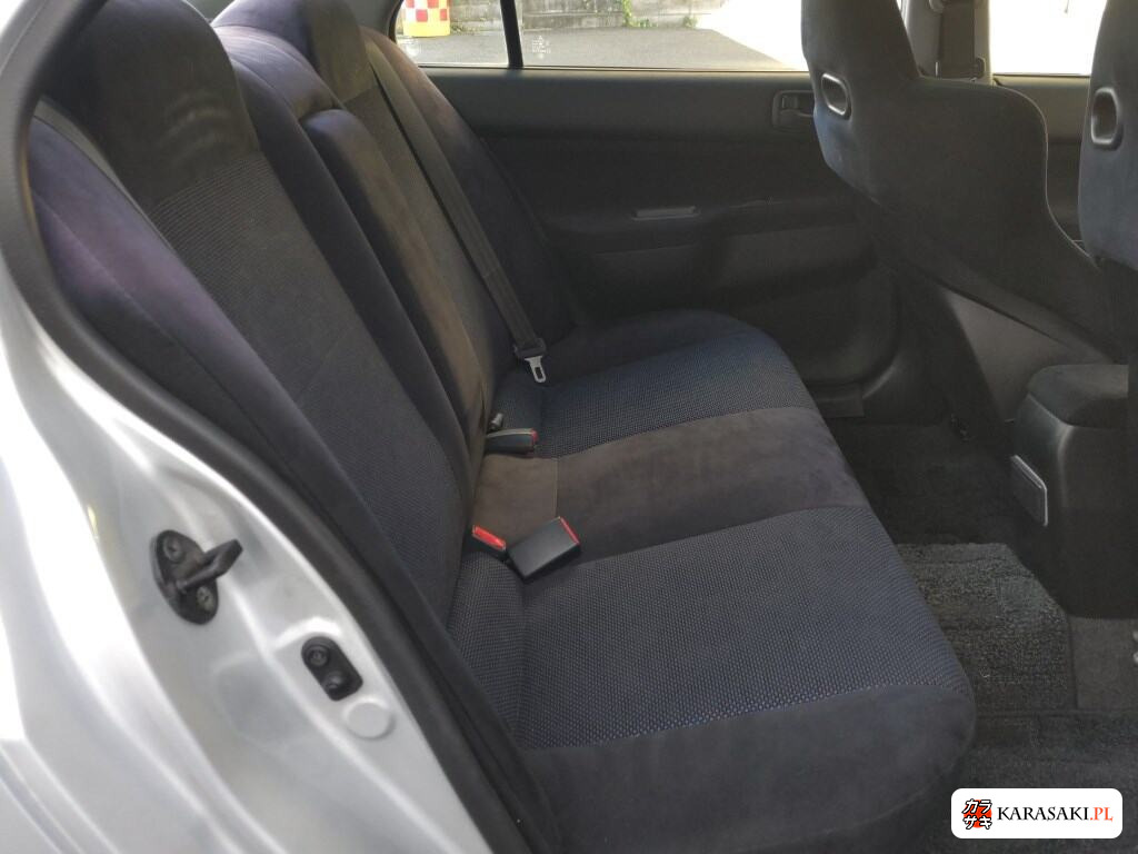 Mitsubishi Lancer 2001 z aukcji japońskiej