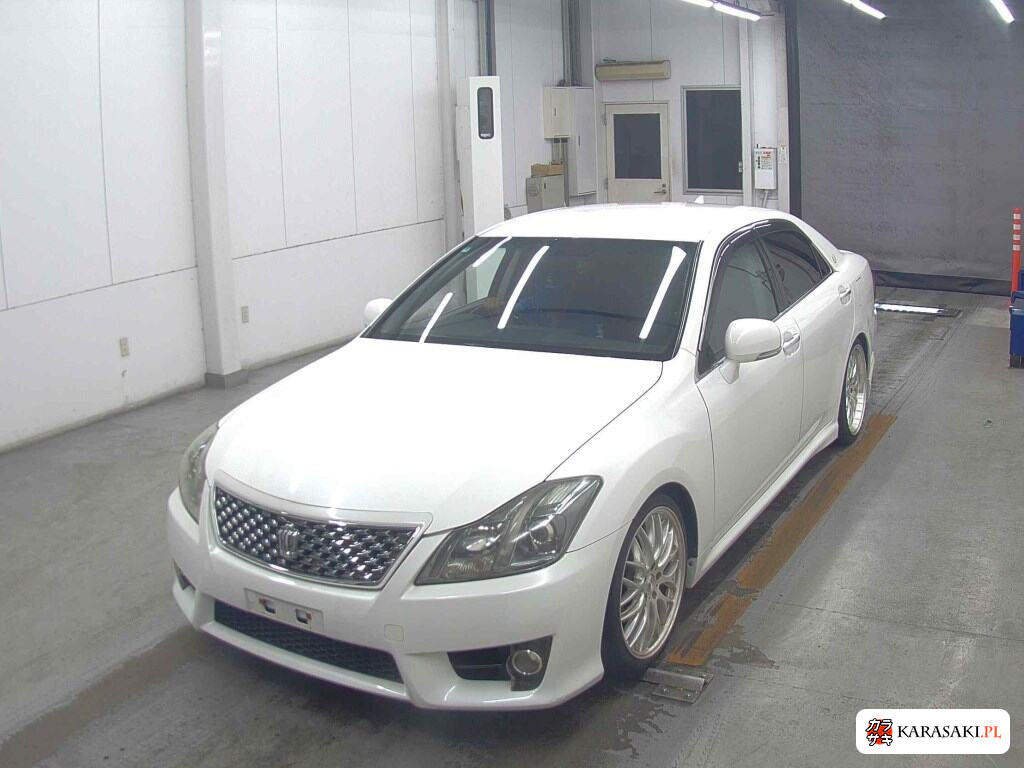 Toyota Crown 2010 z aukcji japońskiej