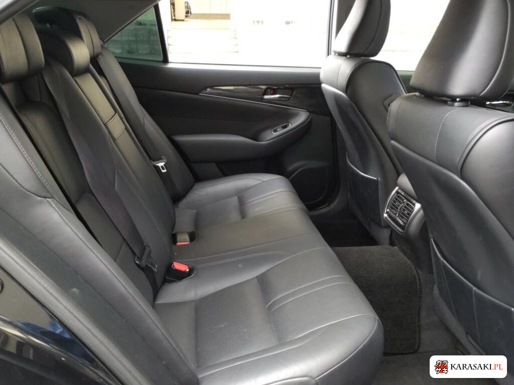 Toyota Crown 2013 z aukcji japońskiej