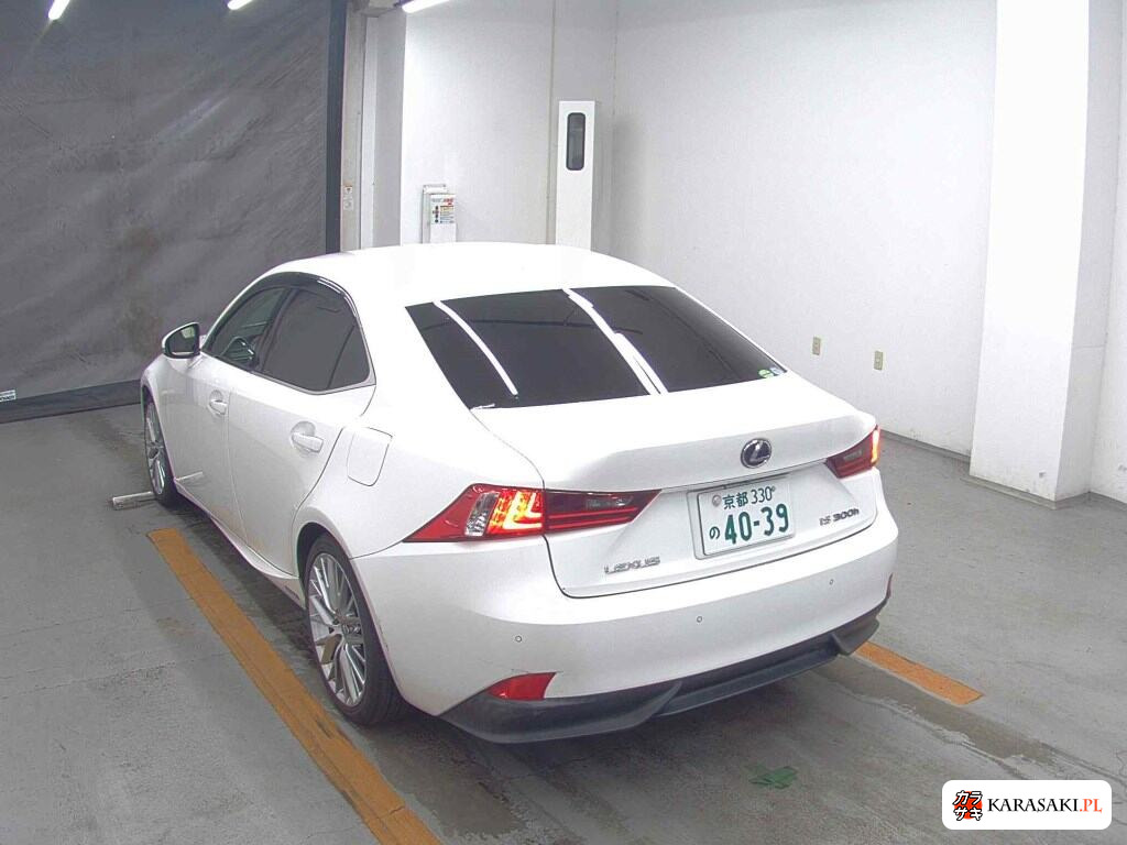 Lexus Is 2013 z aukcji japońskiej