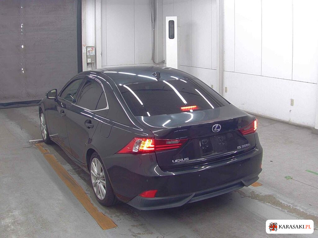 Lexus Is 2013 z aukcji japońskiej