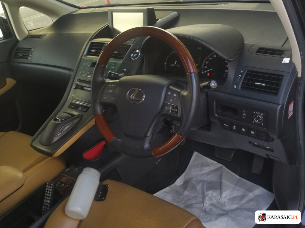 Lexus HS 2009 z aukcji japońskiej