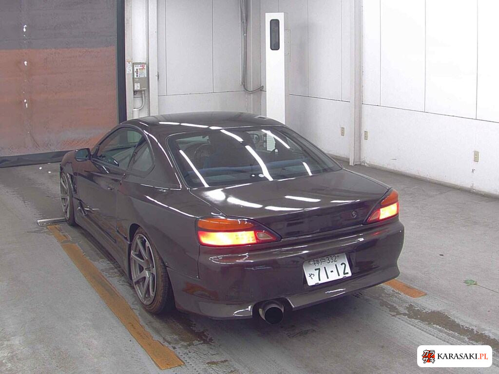 Nissan Silvia 2000 z aukcji japońskiej