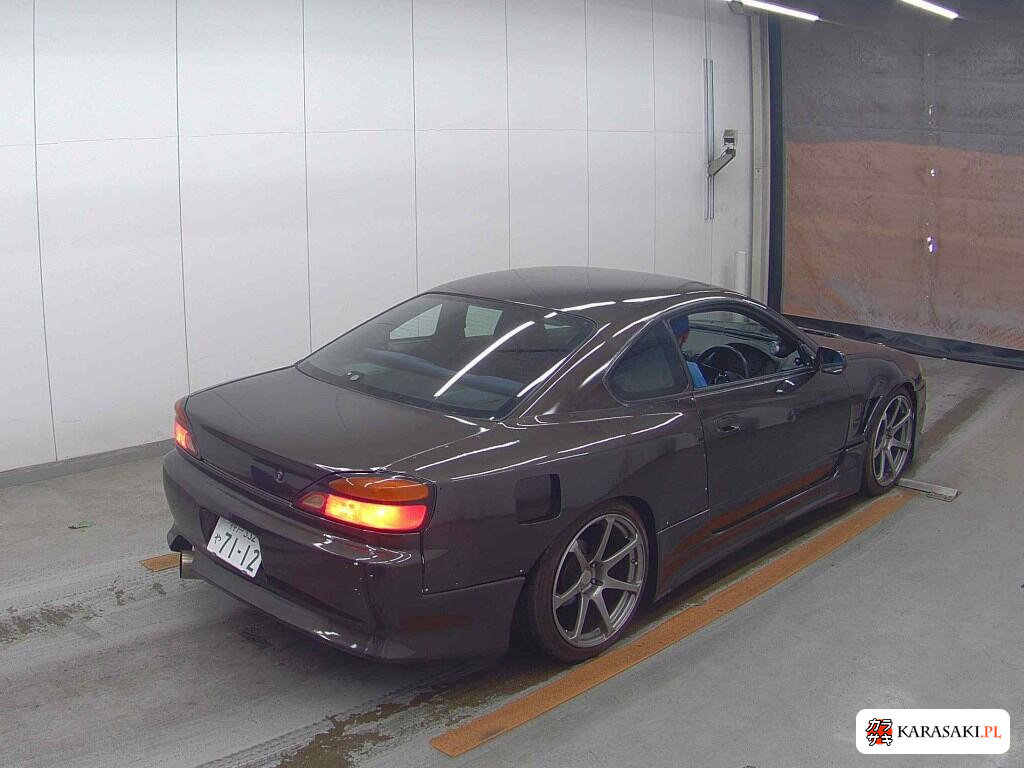 Nissan Silvia 2000 z aukcji japońskiej