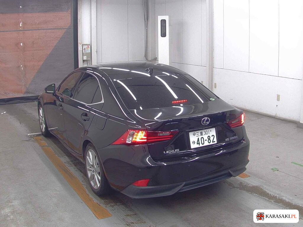 Lexus Is 2013 z aukcji japońskiej