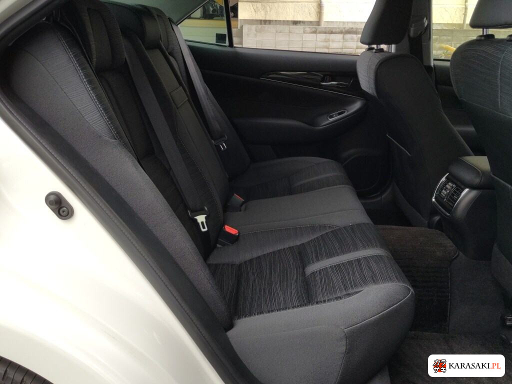Toyota Crown 2015 z aukcji japońskiej