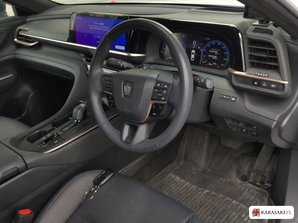 Toyota Crown Crossover 2022 z aukcji japońskiej