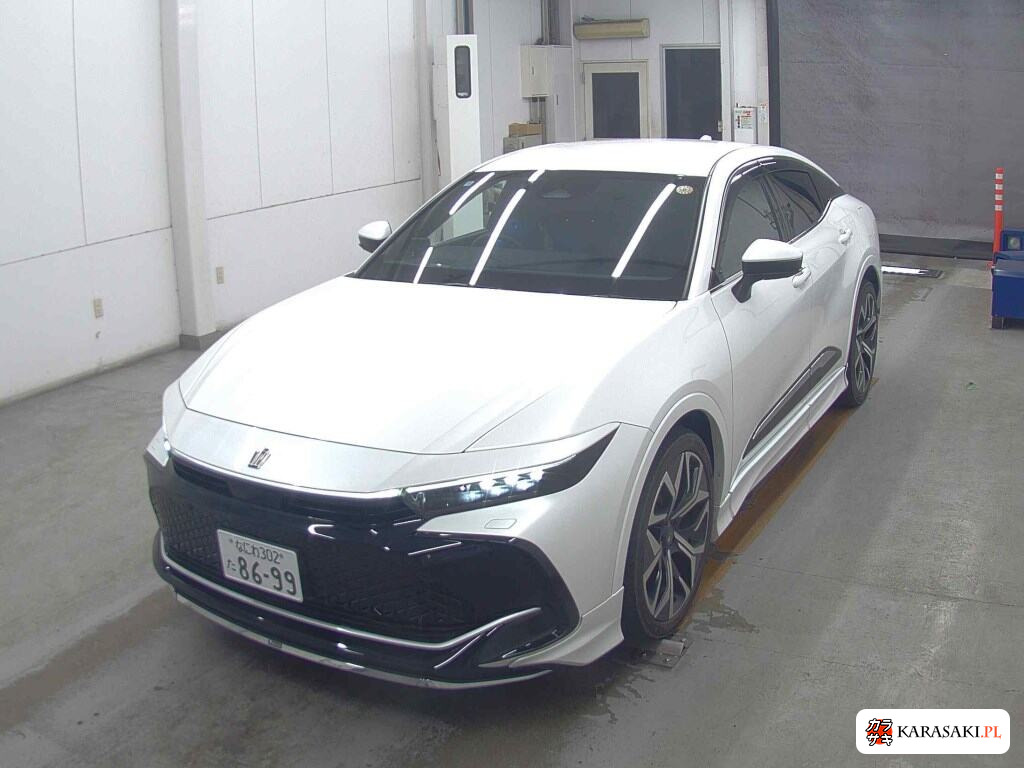 Toyota Crown Crossover 2022 z aukcji japońskiej