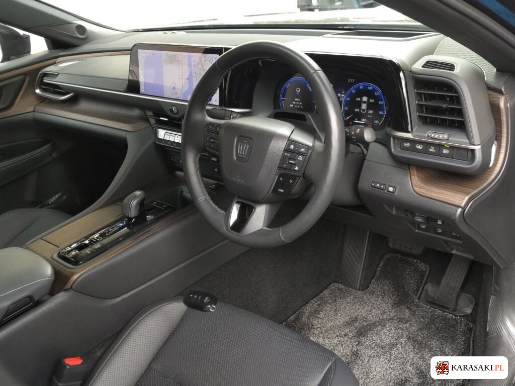Toyota Crown 2024 z aukcji japońskiej