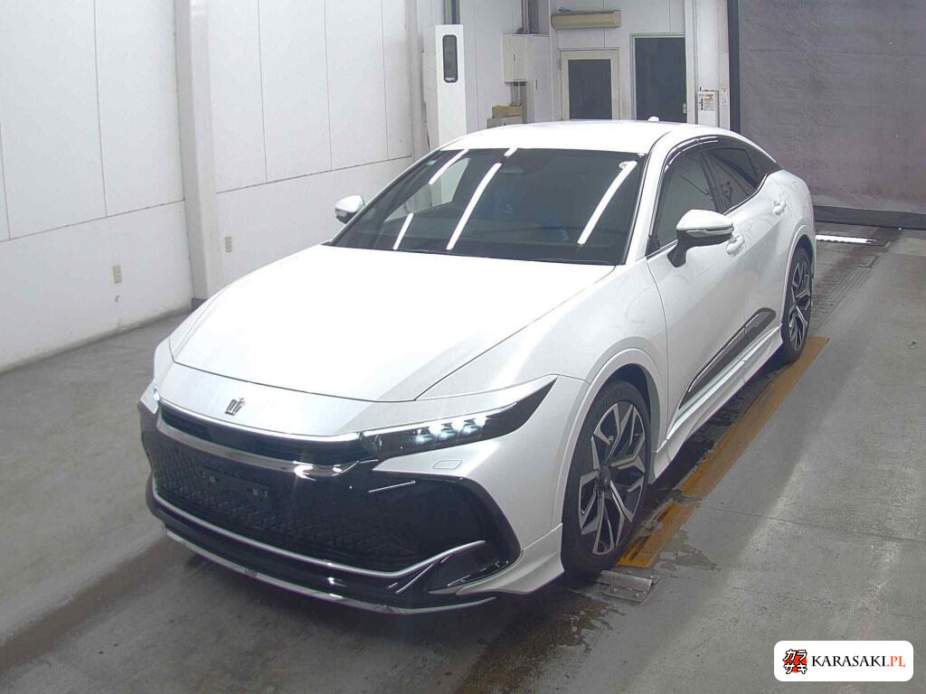 Toyota Crown Crossover 2023 z aukcji japońskiej