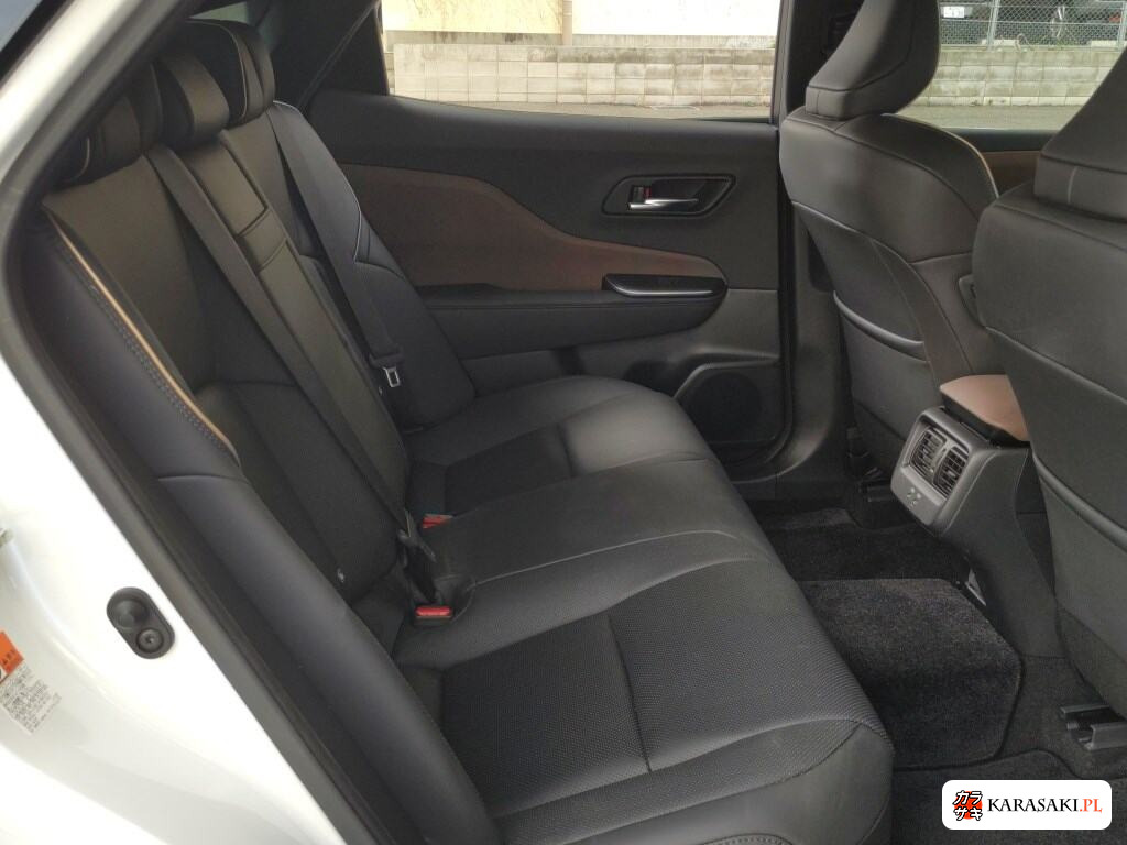 Toyota Crown Crossover 2023 z aukcji japońskiej