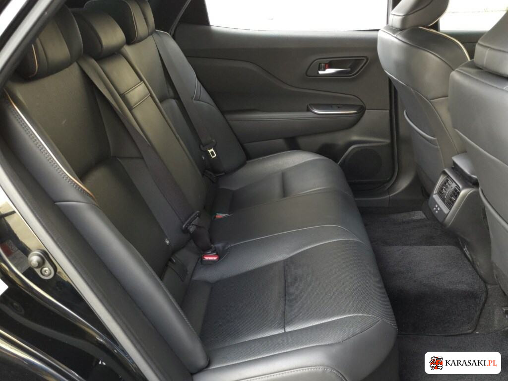 Toyota Crown Crossover 2023 z aukcji japońskiej