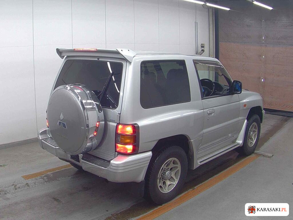 Mitsubishi Pajero 1998 z aukcji japońskiej