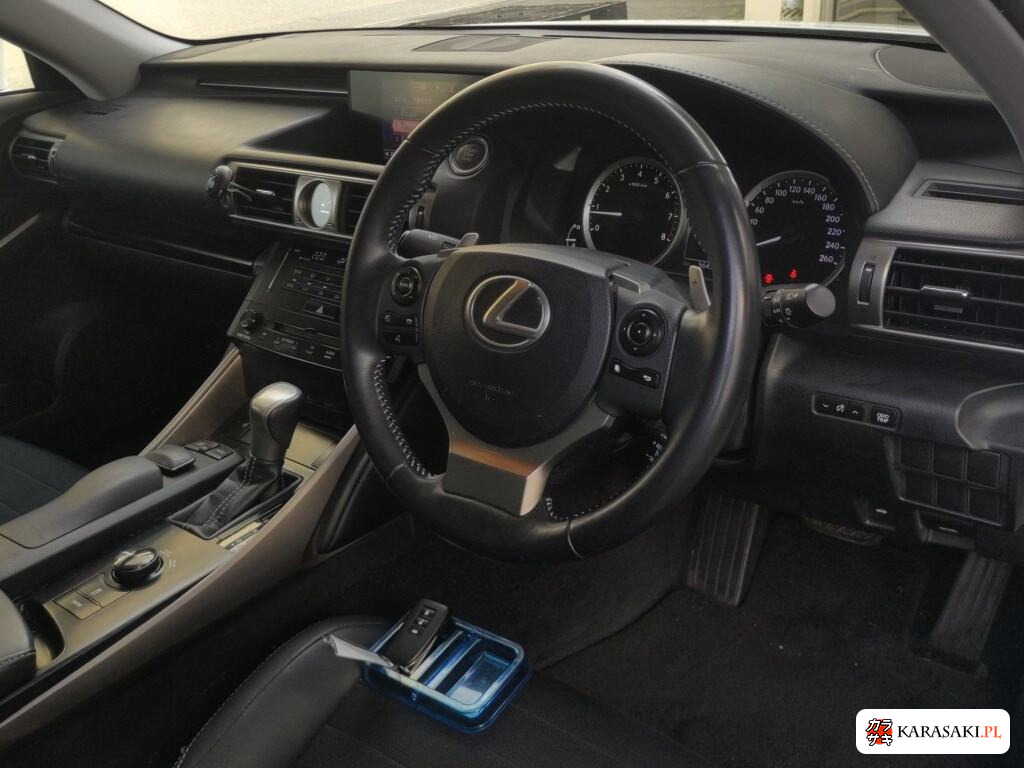 Lexus Is 2013 z aukcji japońskiej